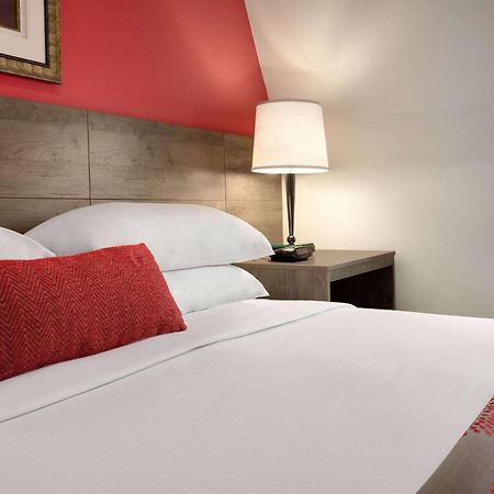 Ramada By Wyndham Oakland Downtown City Center Exteriér fotografie