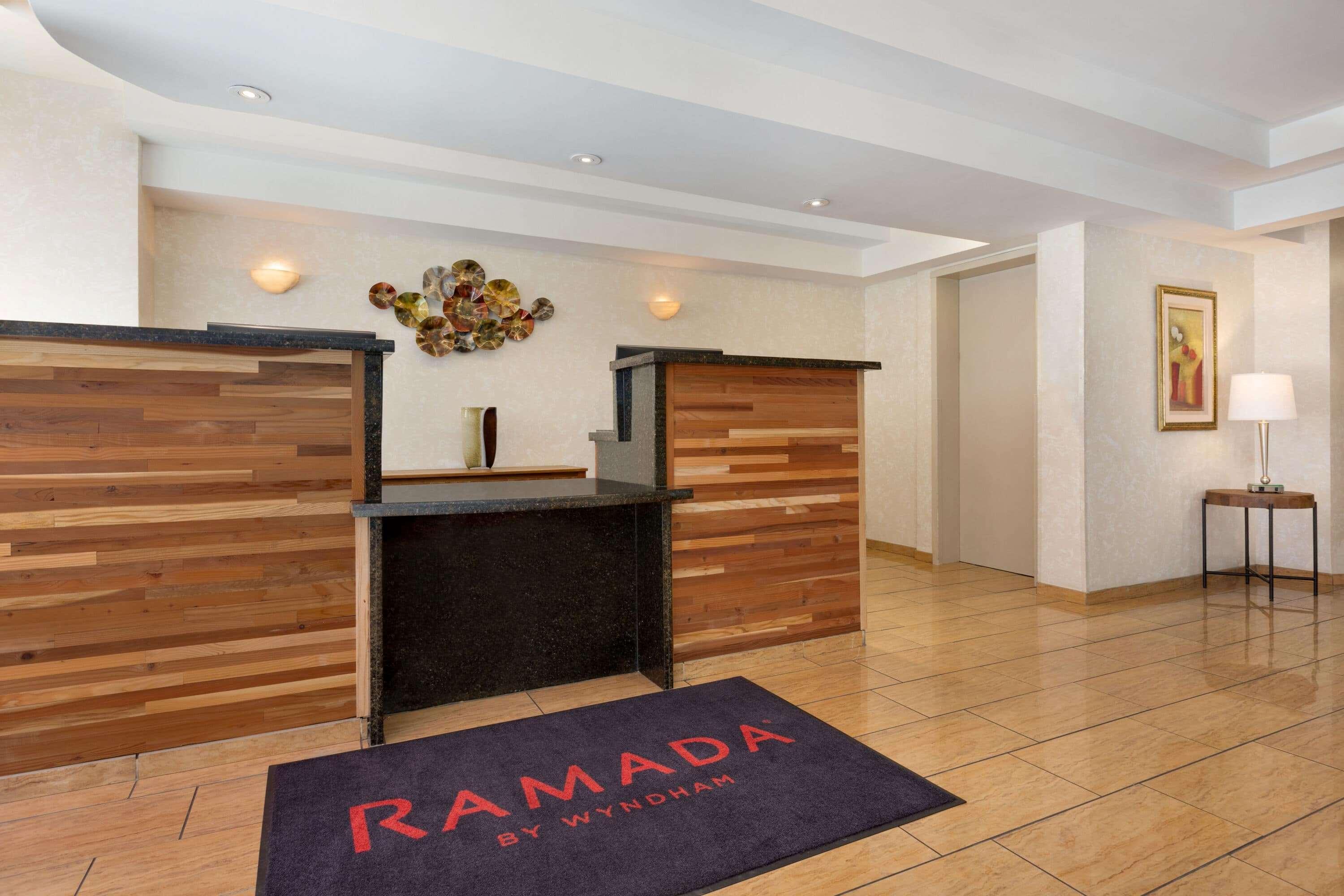 Ramada By Wyndham Oakland Downtown City Center Exteriér fotografie
